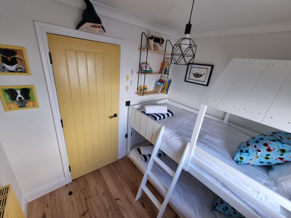 Salt & Surf-Sea Views In Saltburn Apartment Exterior foto